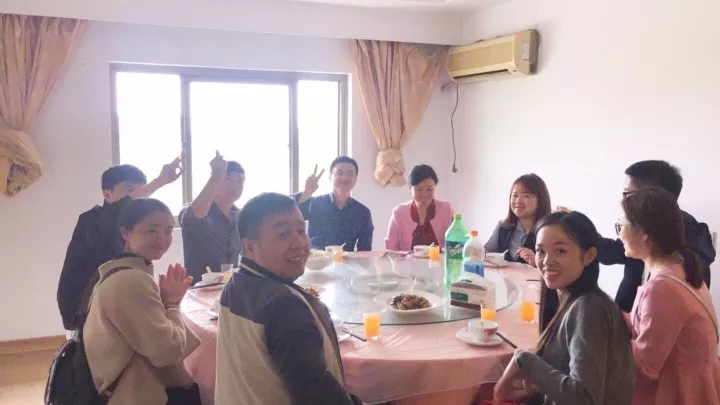 1509938596765452.jpg 640.webp (12).jpg